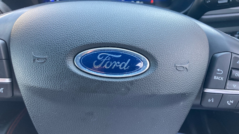 Ford Kuga 2.5 PHEV ST-Line Edition 5dr CVT Estate - Image 33