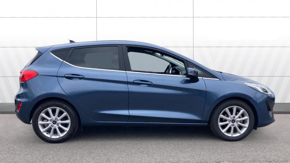 Ford Fiesta 1.0 EcoBoost 95 Titanium 5dr Petrol Hatchback - Image 5