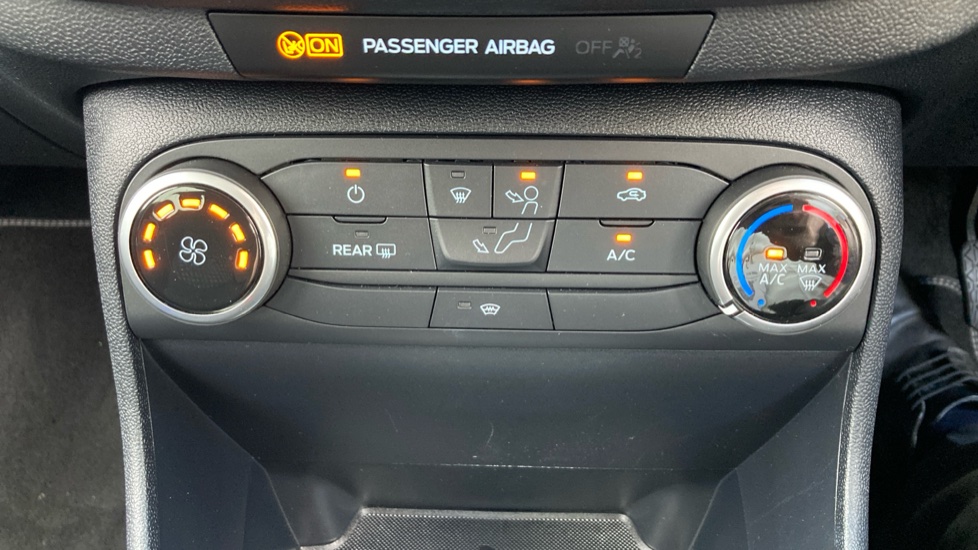 Ford Fiesta 1.0 EcoBoost 95 Titanium 5dr Petrol Hatchback - Image 33