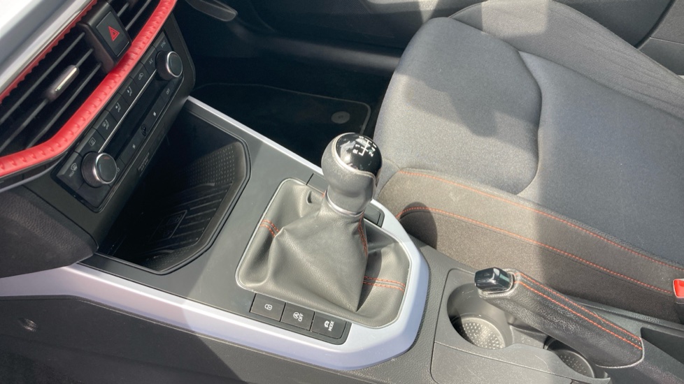 SEAT Arona 1.0 TSI 110 FR 5dr Petrol Hatchback - Image 13