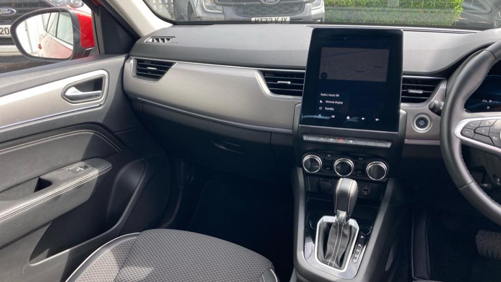 Renault Arkana 1.6 E-TECH Hybrid 145 S Edition 5dr Auto Hybrid Estate - Image 14