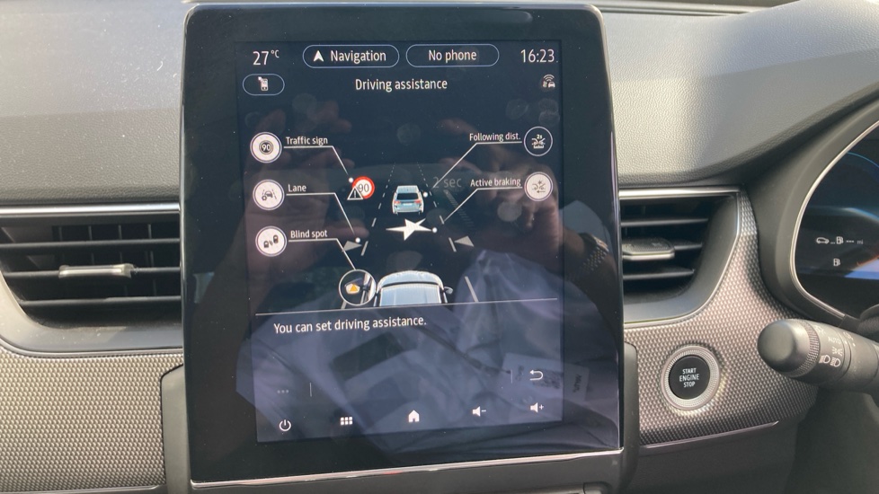 Renault Arkana 1.6 E-TECH Hybrid 145 S Edition 5dr Auto Hybrid Estate - Image 28