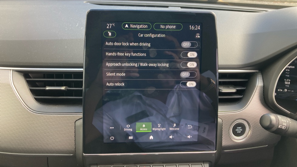 Renault Arkana 1.6 E-TECH Hybrid 145 S Edition 5dr Auto Hybrid Estate - Image 34