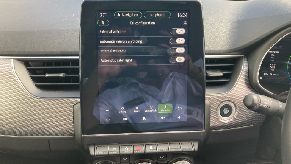 Renault Arkana 1.6 E-TECH Hybrid 145 S Edition 5dr Auto Hybrid Estate - Image 36