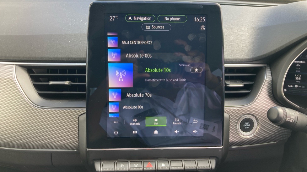 Renault Arkana 1.6 E-TECH Hybrid 145 S Edition 5dr Auto Hybrid Estate - Image 37