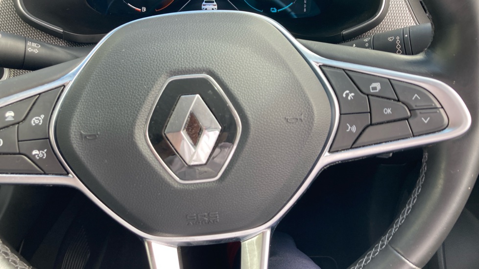 Renault Arkana 1.6 E-TECH Hybrid 145 S Edition 5dr Auto Hybrid Estate - Image 40