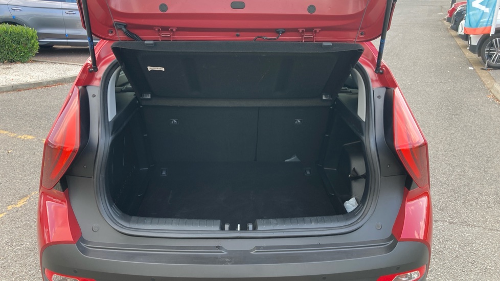 Hyundai BAYON 1.0 TGDi 48V MHEV Premium 5dr DCT Petrol Hatchback - Image 4