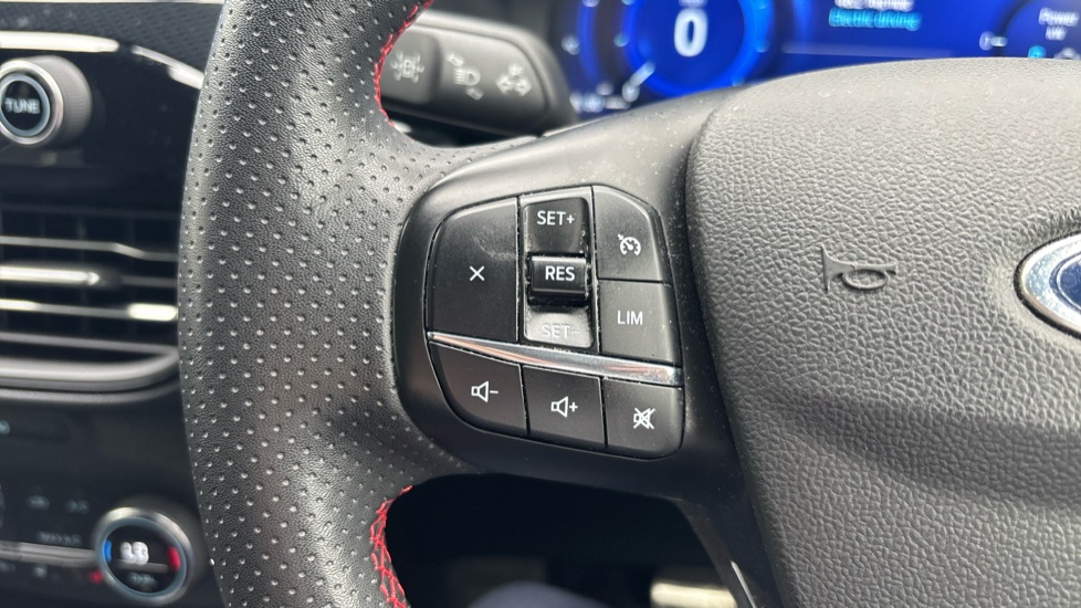 Ford Kuga 2.5 FHEV ST-Line Edition 5dr CVT Hybrid Estate - Image 22