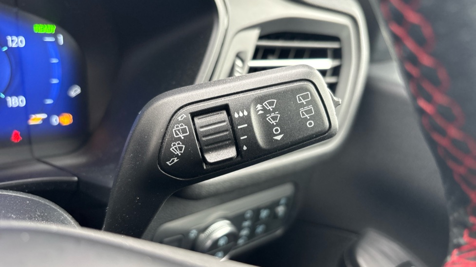 Ford Kuga 2.5 FHEV ST-Line Edition 5dr CVT Hybrid Estate - Image 25