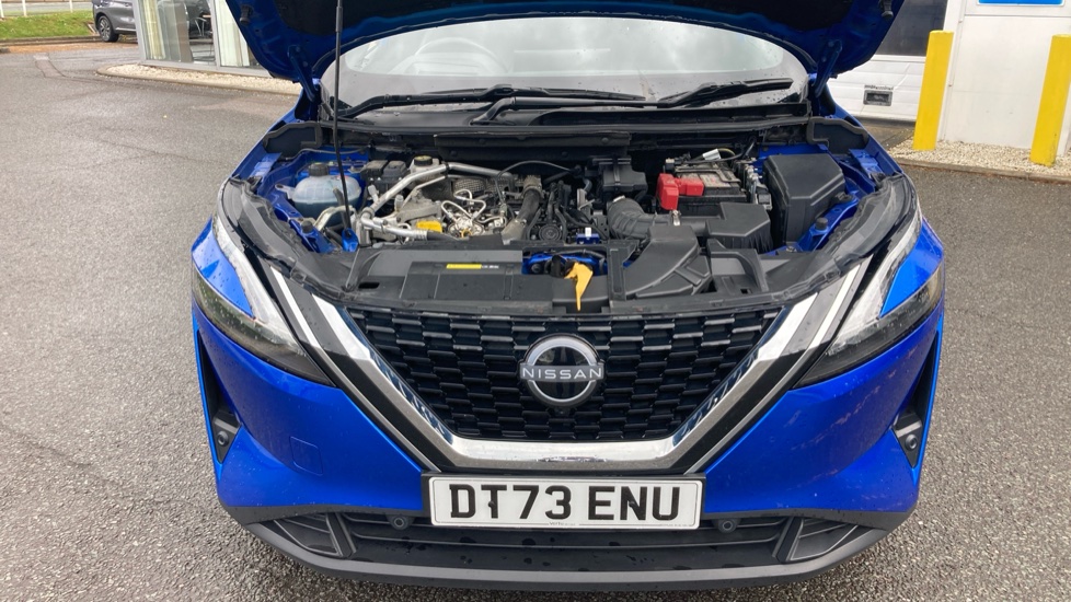 Nissan Qashqai 1.3 DiG-T MH Tekna 5dr Petrol Hatchback - Image 8