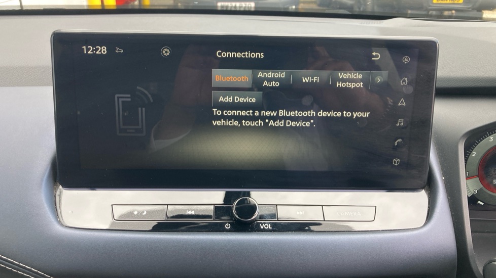Nissan Qashqai 1.3 DiG-T MH Tekna 5dr Petrol Hatchback - Image 24