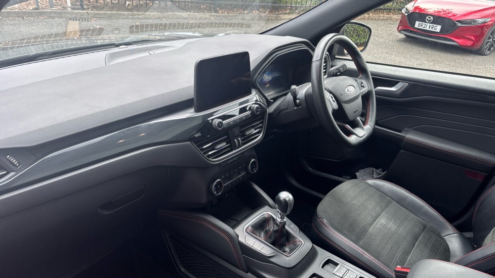 Ford Kuga 1.5 EcoBoost 150 ST-Line X Edition 5dr Petrol Estate - Image 9