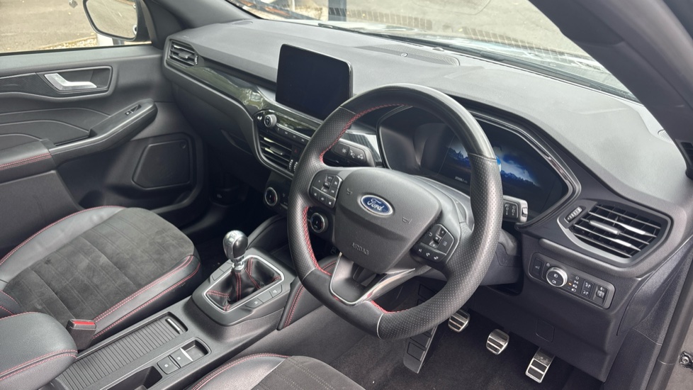 Ford Kuga 1.5 EcoBoost 150 ST-Line X Edition 5dr Petrol Estate - Image 11