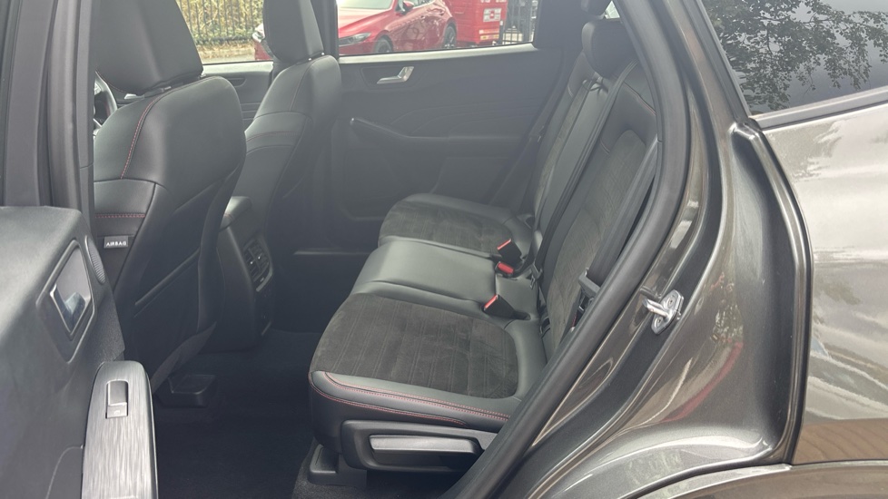 Ford Kuga 1.5 EcoBoost 150 ST-Line X Edition 5dr Petrol Estate - Image 16