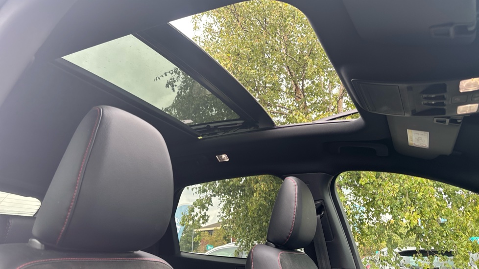 Ford Kuga 1.5 EcoBoost 150 ST-Line X Edition 5dr Petrol Estate - Image 27