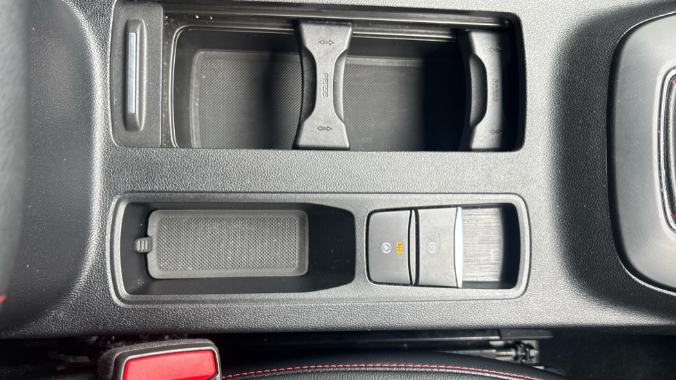 Ford Kuga 1.5 EcoBoost 150 ST-Line X Edition 5dr Petrol Estate - Image 35