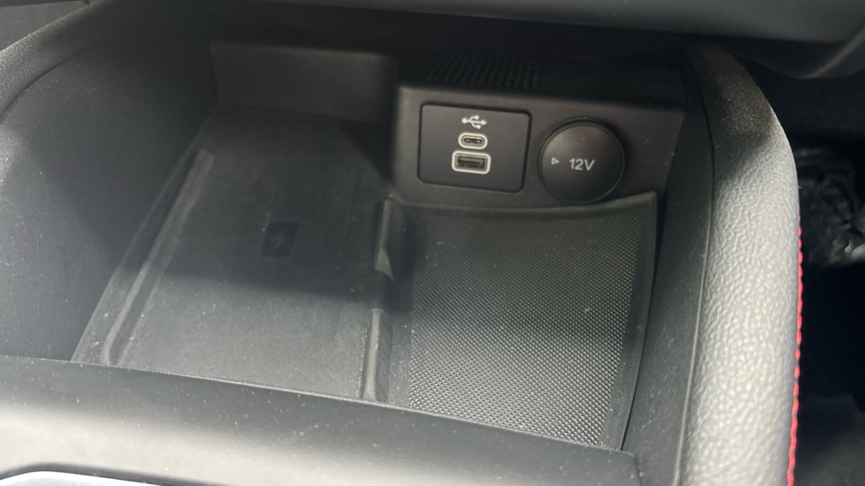 Ford Kuga 1.5 EcoBoost 150 ST-Line X Edition 5dr Petrol Estate - Image 37