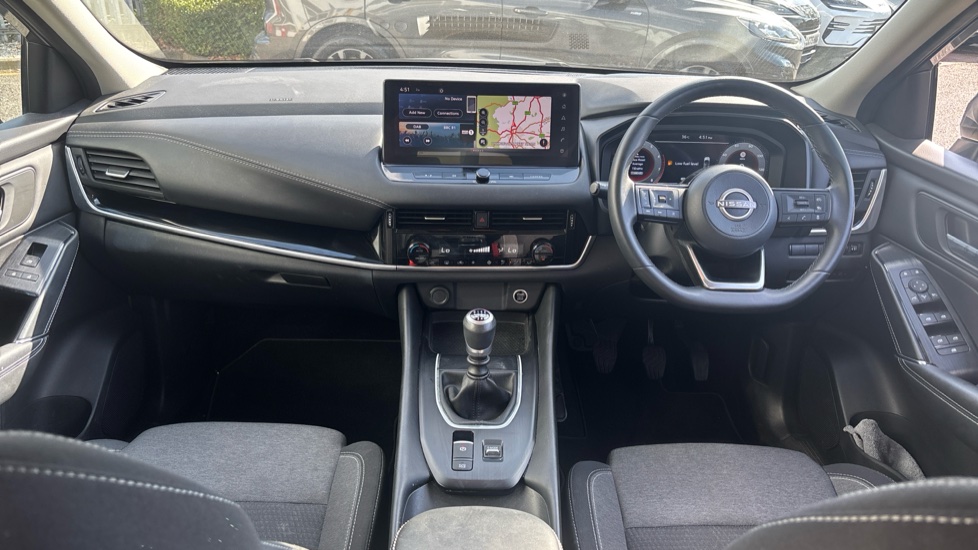 Nissan Qashqai 1.3 DiG-T MH N-Connecta 5dr Petrol Hatchback - Image 10