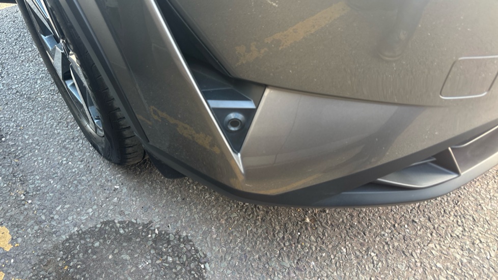 Nissan Qashqai 1.3 DiG-T MH N-Connecta 5dr Petrol Hatchback - Image 40