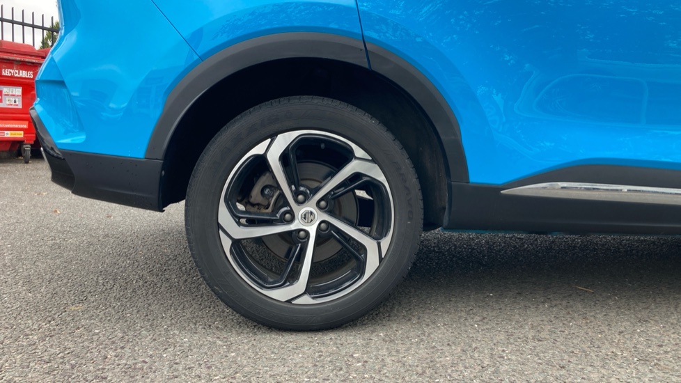 MG HS 1.5 T-GDI Trophy 5dr DCT Petrol Hatchback - Image 7