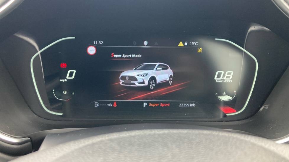 MG HS 1.5 T-GDI Trophy 5dr DCT Petrol Hatchback - Image 35