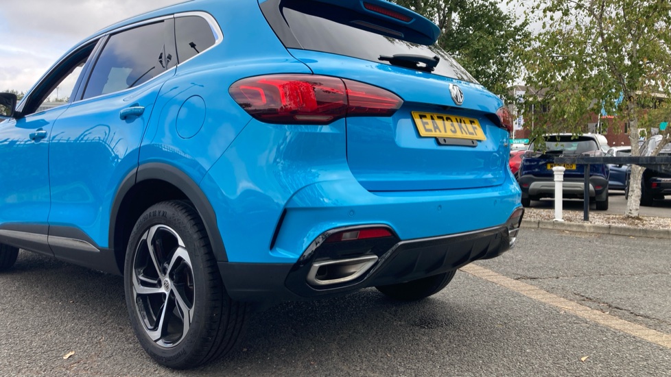 MG HS 1.5 T-GDI Trophy 5dr DCT Petrol Hatchback - Image 42