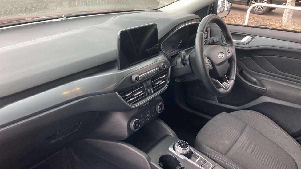 Ford Focus 1.0 EcoBoost 125 Active Auto 5dr Petrol Hatchback - Image 9