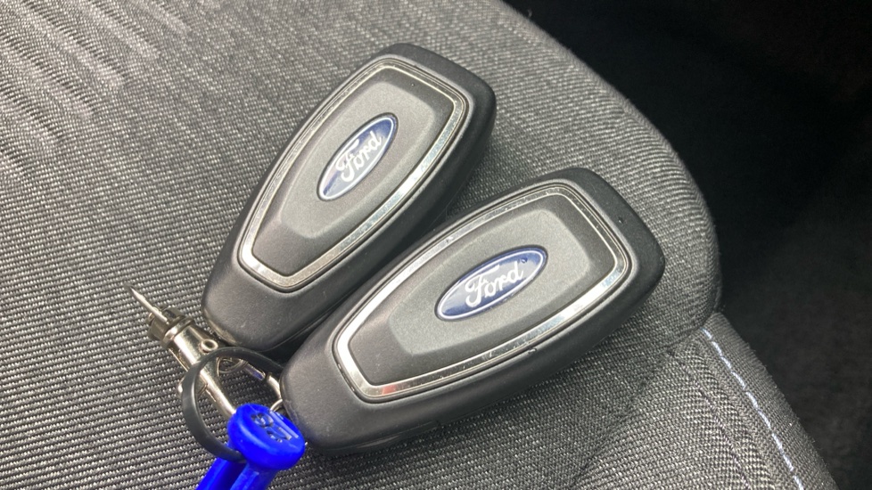 Ford Focus 1.0 EcoBoost 125 Active Auto 5dr Petrol Hatchback - Image 20