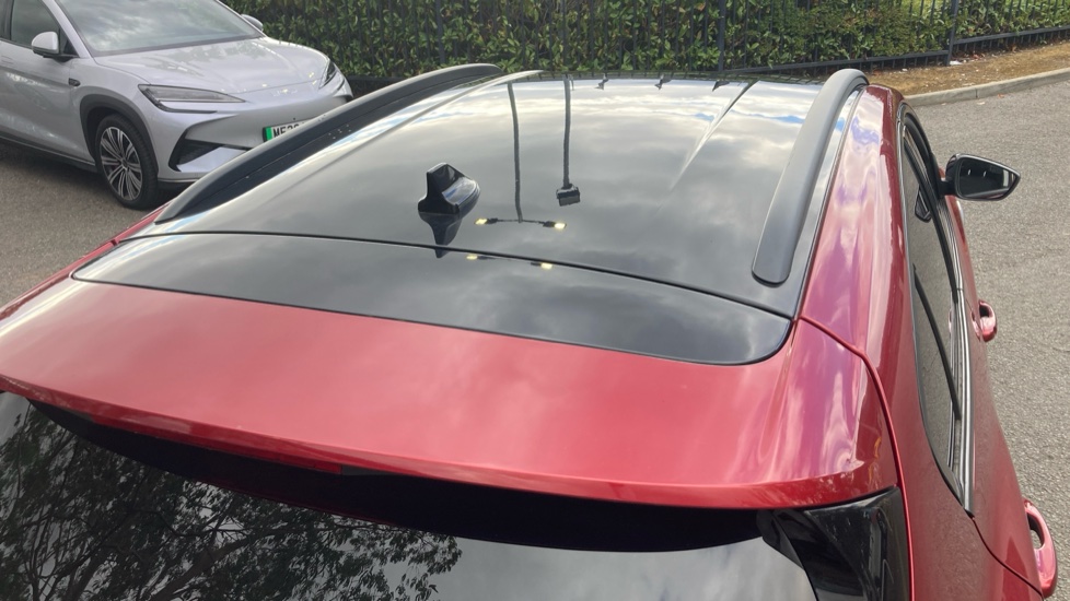 Ford Focus 1.0 EcoBoost 125 Active Auto 5dr Petrol Hatchback - Image 43