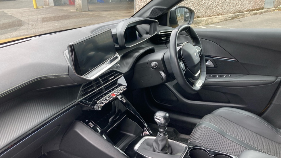 Peugeot 208 1.2 PureTech 100 GT 5dr Petrol Hatchback - Image 9