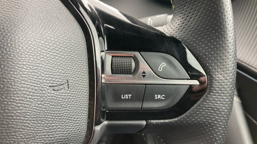Peugeot 208 1.2 PureTech 100 GT 5dr Petrol Hatchback - Image 22