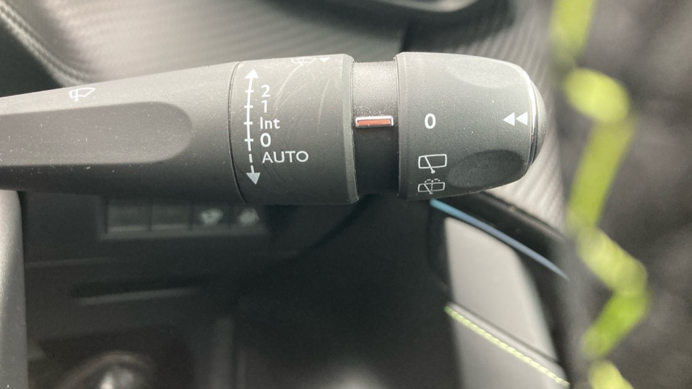 Peugeot 208 1.2 PureTech 100 GT 5dr Petrol Hatchback - Image 24