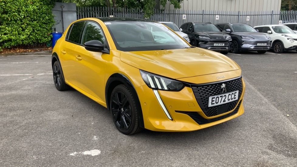 Peugeot 208 1.2 PureTech 100 GT 5dr Petrol Hatchback - Image 35
