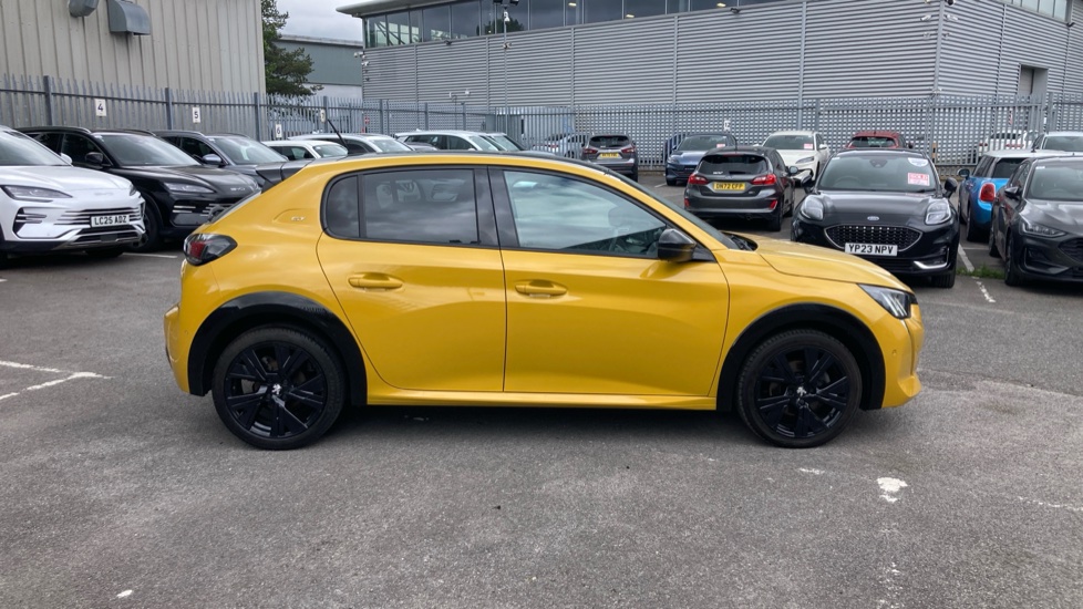 Peugeot 208 1.2 PureTech 100 GT 5dr Petrol Hatchback - Image 43