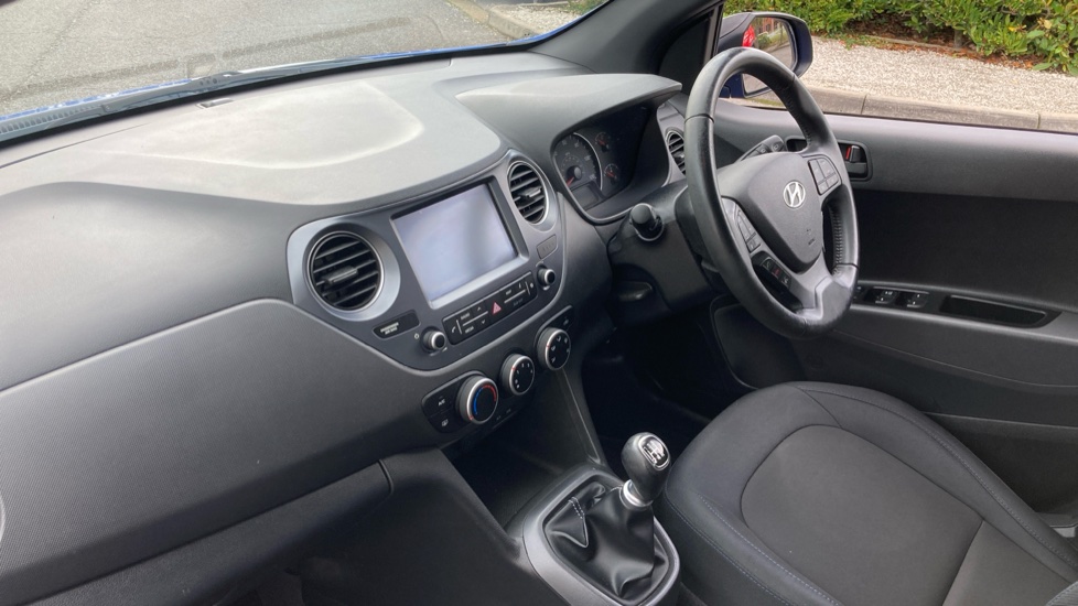 Hyundai i10 1.0 Go SE 5dr Petrol Hatchback - Image 9