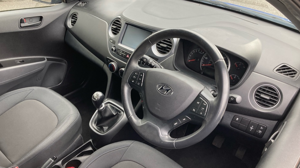 Hyundai i10 1.0 Go SE 5dr Petrol Hatchback - Image 11