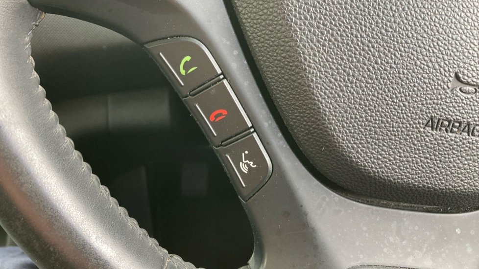 Hyundai i10 1.0 Go SE 5dr Petrol Hatchback - Image 35