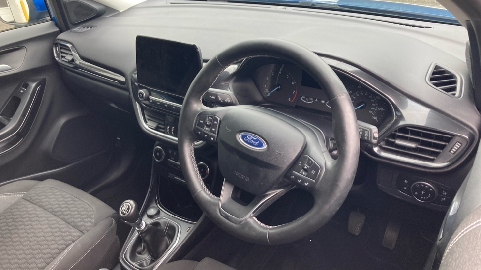 Ford Puma 1.0 EcoBoost Hybrid mHEV Titanium 5dr Petrol Hatchback - Image 11