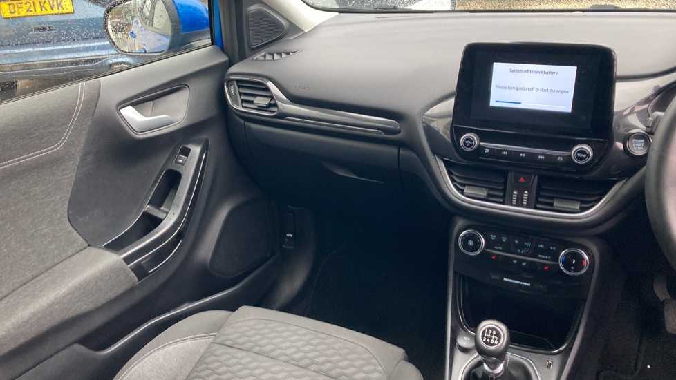 Ford Puma 1.0 EcoBoost Hybrid mHEV Titanium 5dr Petrol Hatchback - Image 14