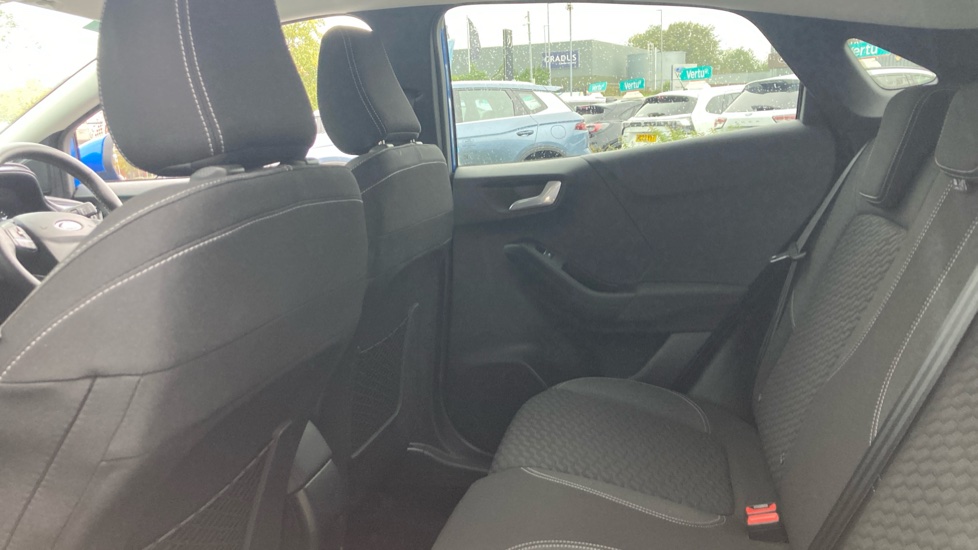 Ford Puma 1.0 EcoBoost Hybrid mHEV Titanium 5dr Petrol Hatchback - Image 16