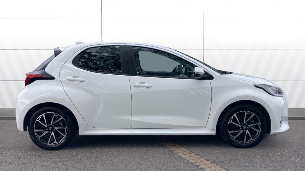 Toyota Yaris 1.5 Hybrid Design 5dr CVT Hybrid Hatchback - Image 5