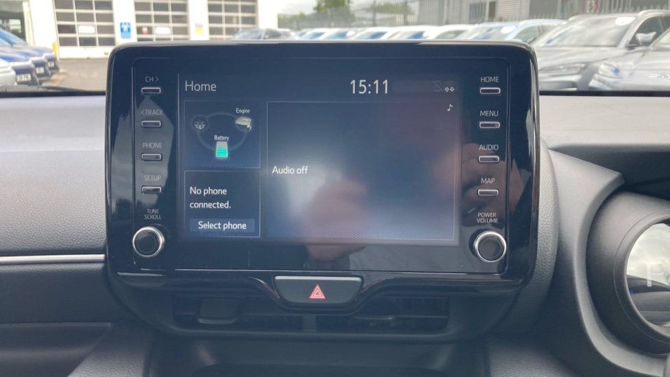 Toyota Yaris 1.5 Hybrid Design 5dr CVT Hybrid Hatchback - Image 12