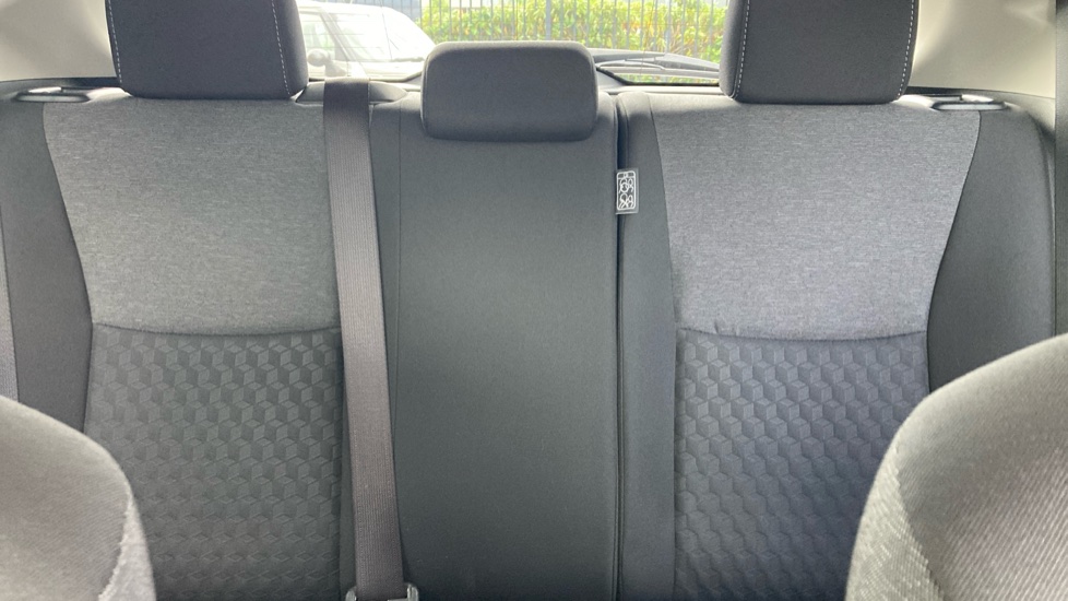 Toyota Yaris 1.5 Hybrid Design 5dr CVT Hybrid Hatchback - Image 15