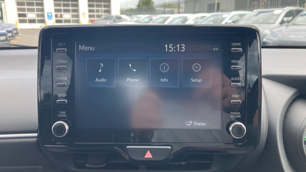 Toyota Yaris 1.5 Hybrid Design 5dr CVT Hybrid Hatchback - Image 31