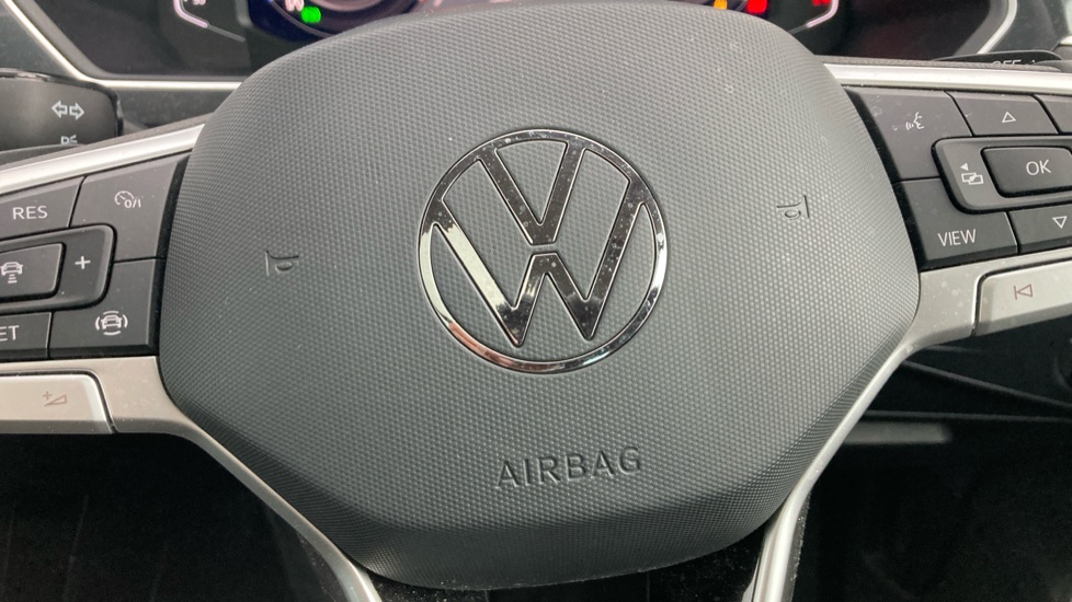Volkswagen Tiguan 1.5 TSI 150 Elegance 5dr DSG Petrol Estate - Image 33