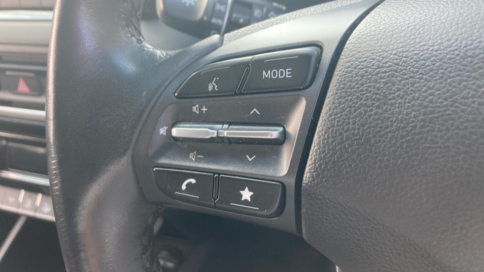 Hyundai KONA 1.0 TGDi 48V MHEV Premium 5dr Petrol Hatchback - Image 24