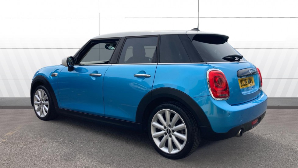 MINI Hatchback 1.5 Cooper 5dr Auto Petrol Hatchback - Image 2