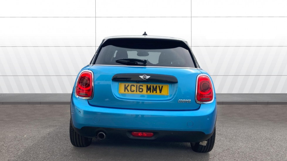 MINI Hatchback 1.5 Cooper 5dr Auto Petrol Hatchback - Image 6