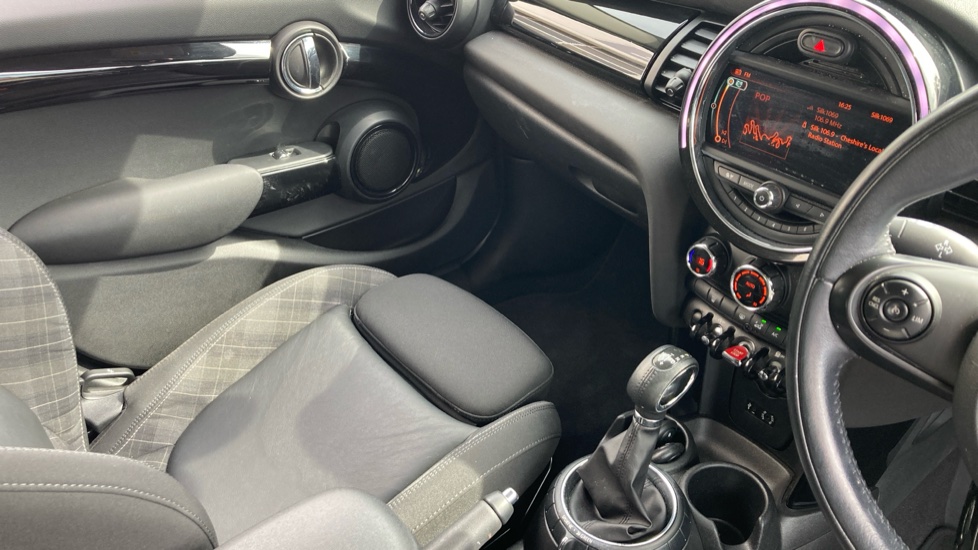 MINI Hatchback 1.5 Cooper 5dr Auto Petrol Hatchback - Image 14