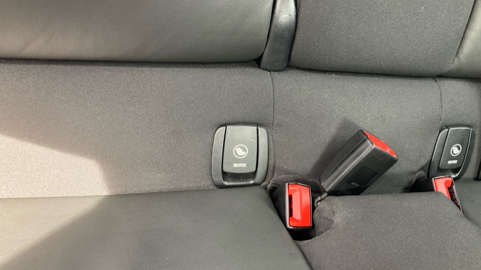 MINI Hatchback 1.5 Cooper 5dr Auto Petrol Hatchback - Image 17